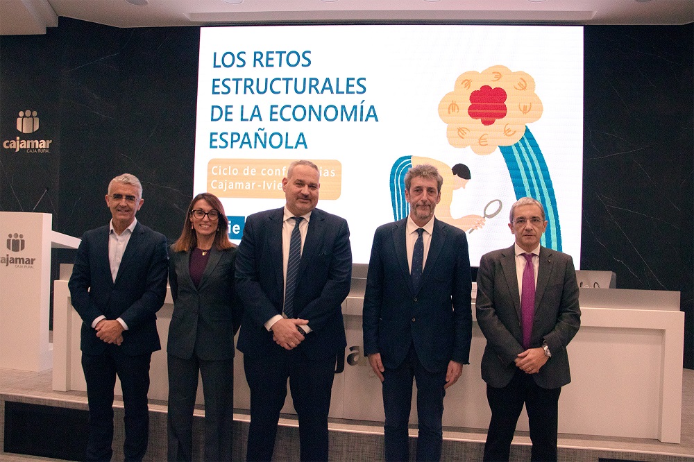 ConferenciasCajamarIvie_JMoisesMarin_19022025_web